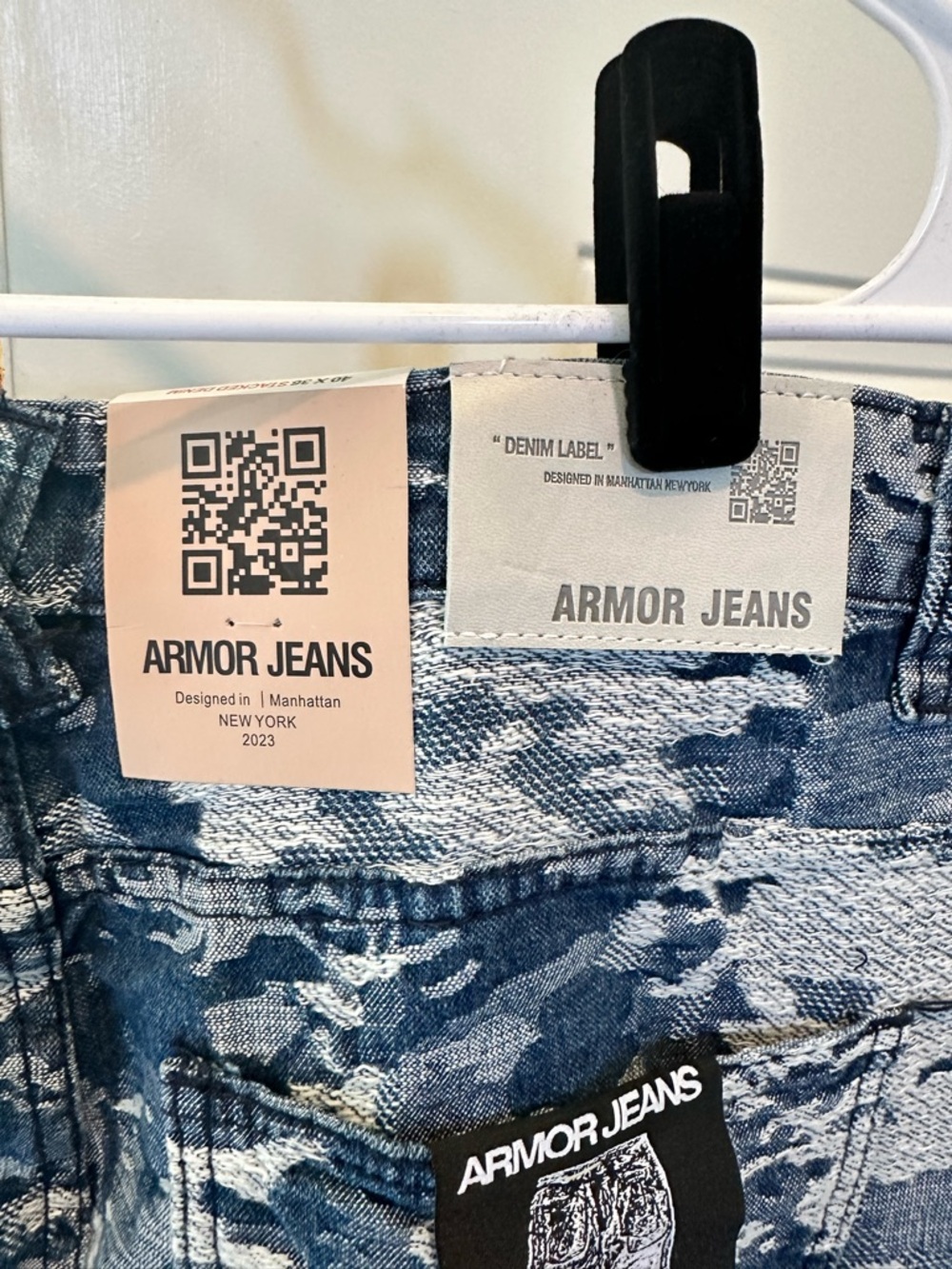 Armor Jeans AJS695 Blue Cargo Jacquard Stacked Denim Jeans Size 40x36 - Picture 9 of 14